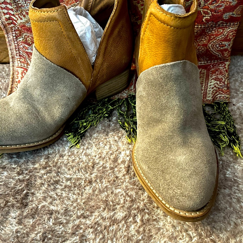 Anthropologie J suede boots.